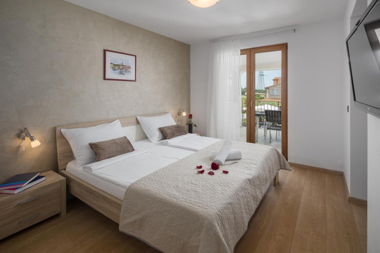 Villa Alena Пореч Экстерьер фото