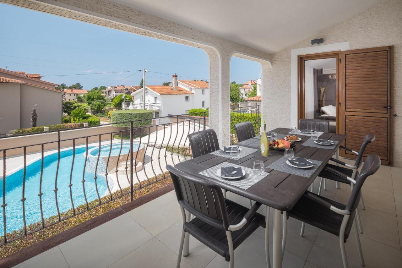 Villa Alena Пореч Экстерьер фото