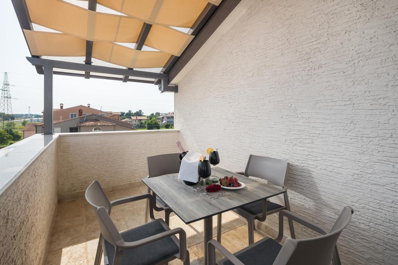Villa Alena Пореч Экстерьер фото